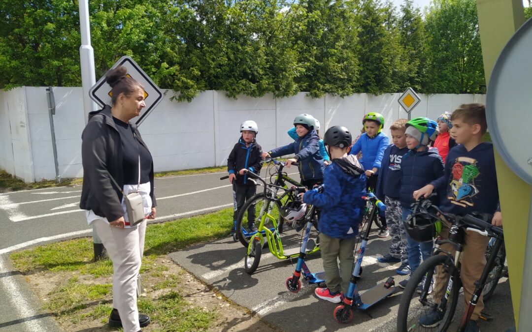 Družina: Výukový program na dopravním hřišti