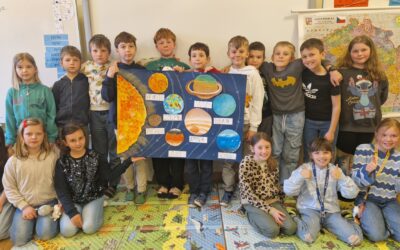 3. D: Dalton – Vesmír