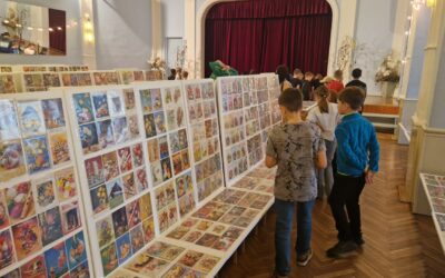 3. D: Výstava velikonočních pohlednic.
