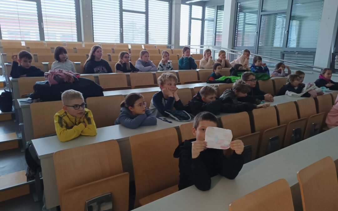 Besedy s veterinářkou ve školní družině